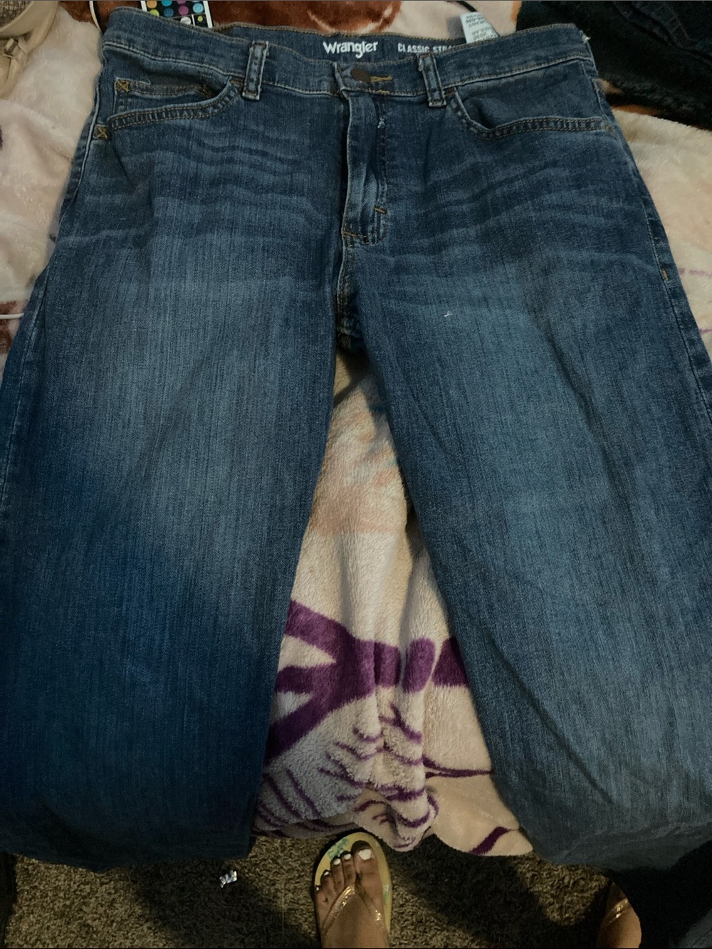 Wrangler Men’s Indigo Relaxed Fit Jeans